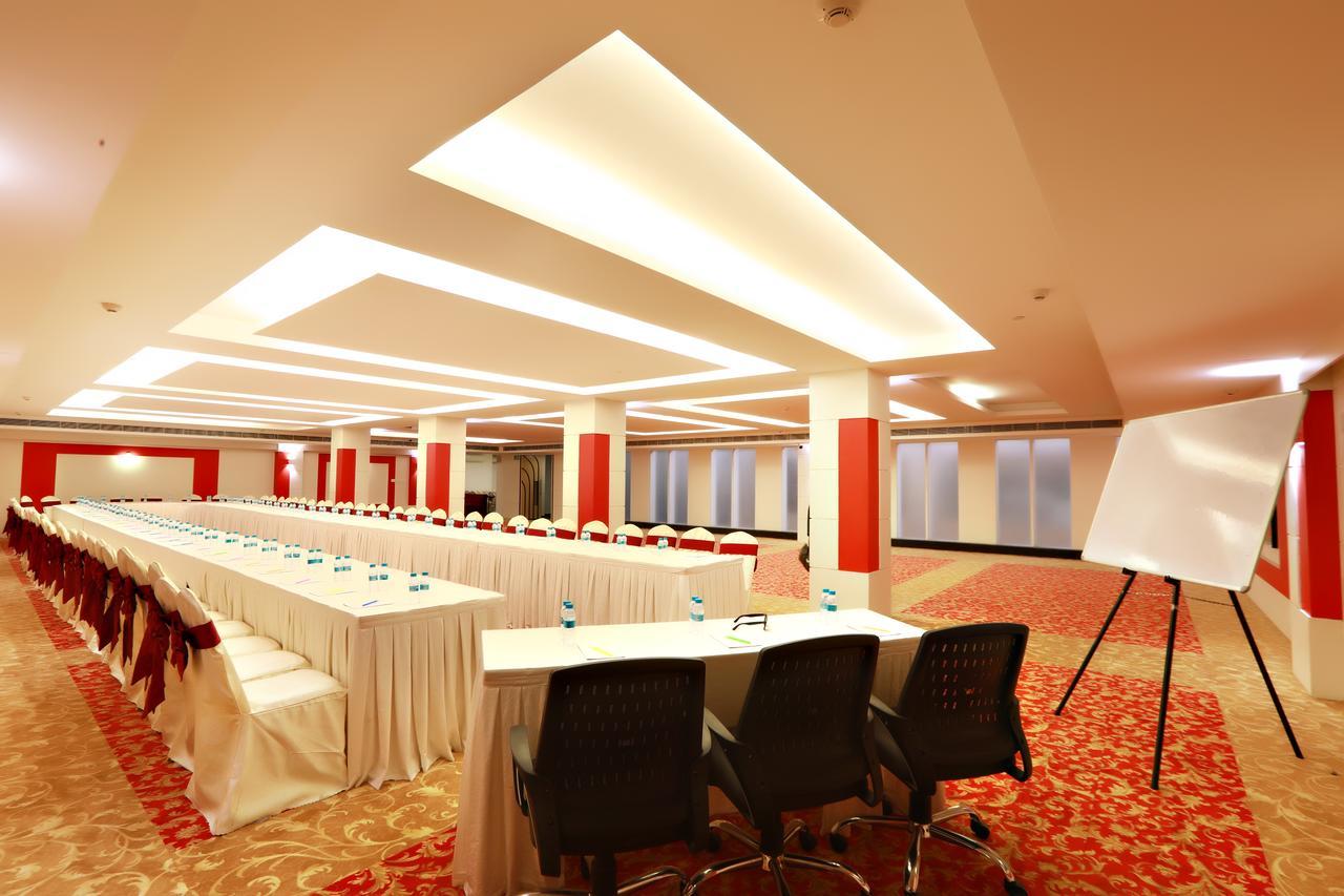 Hotel Patliputra Continental Patna  Dış mekan fotoğraf