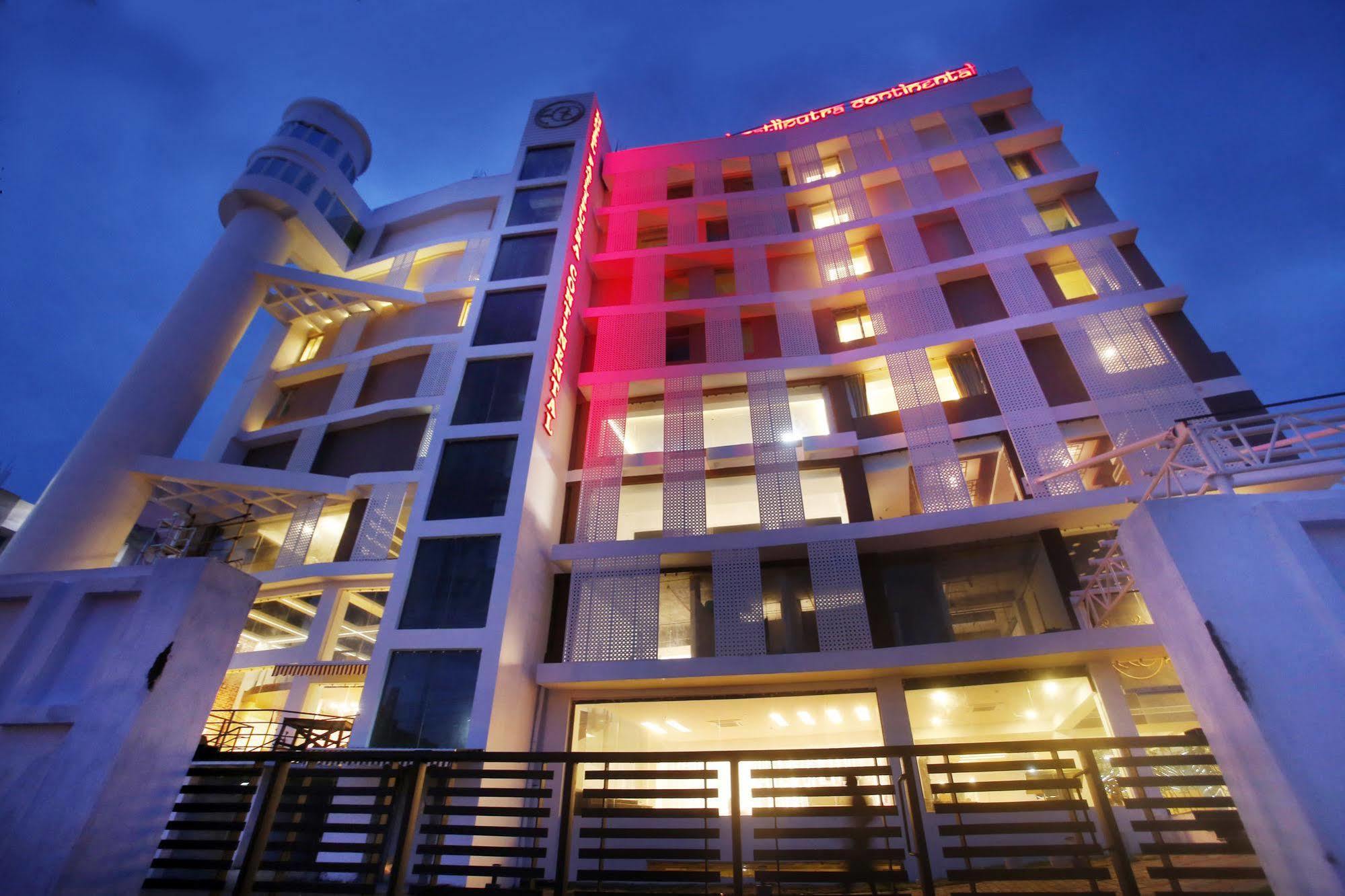 Hotel Patliputra Continental Patna  Dış mekan fotoğraf