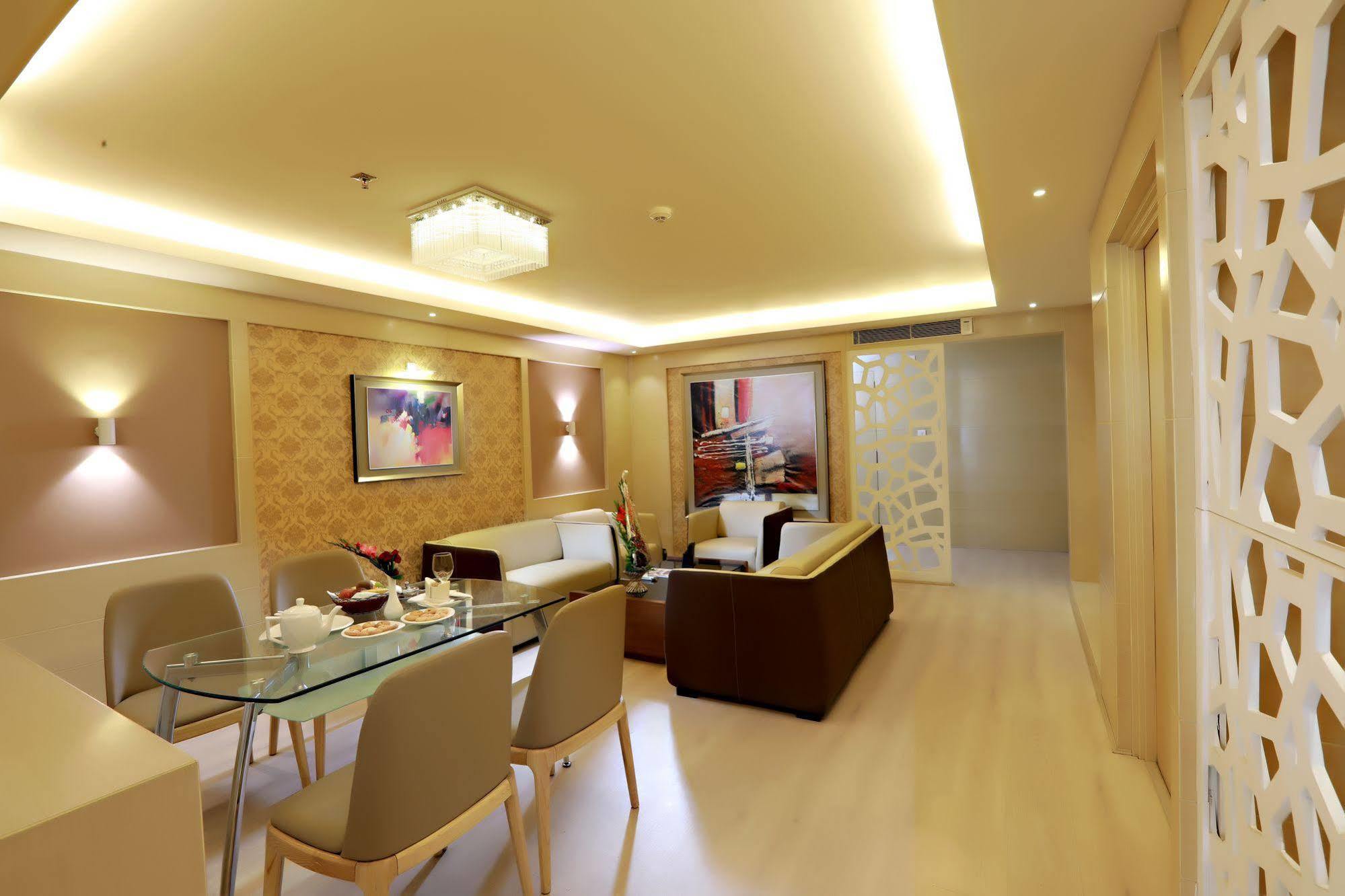 Hotel Patliputra Continental Patna  Dış mekan fotoğraf