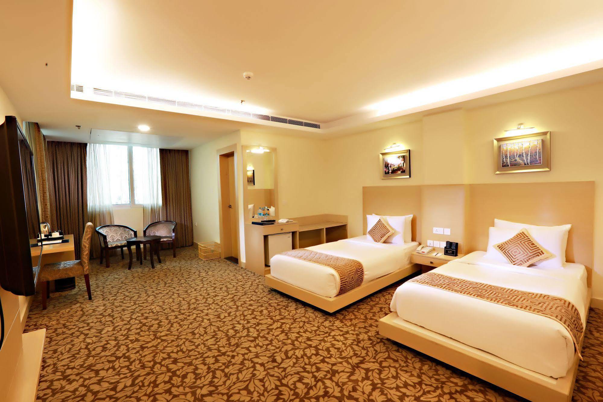 Hotel Patliputra Continental Patna  Dış mekan fotoğraf