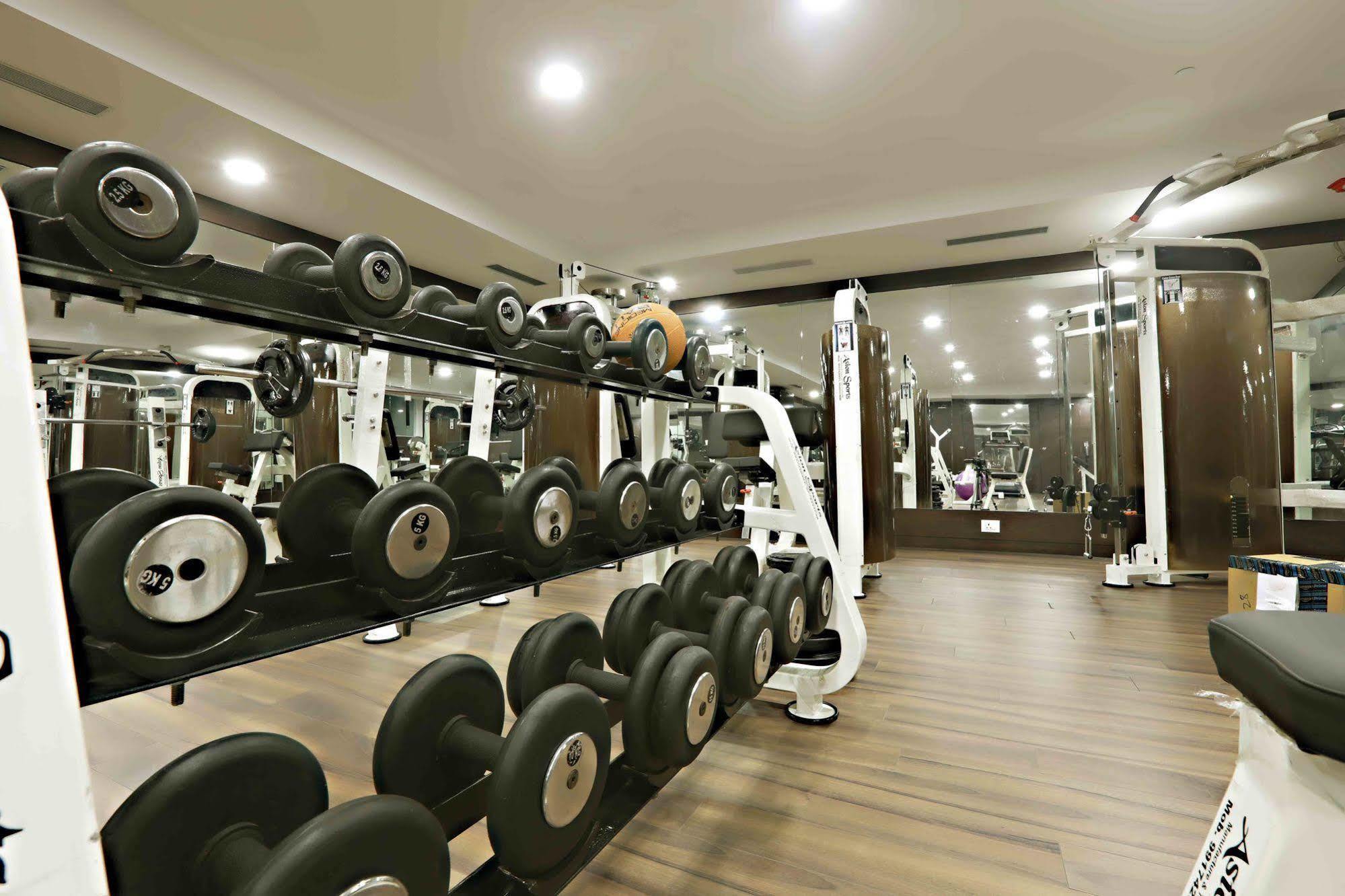 Hotel Patliputra Continental Patna  Dış mekan fotoğraf